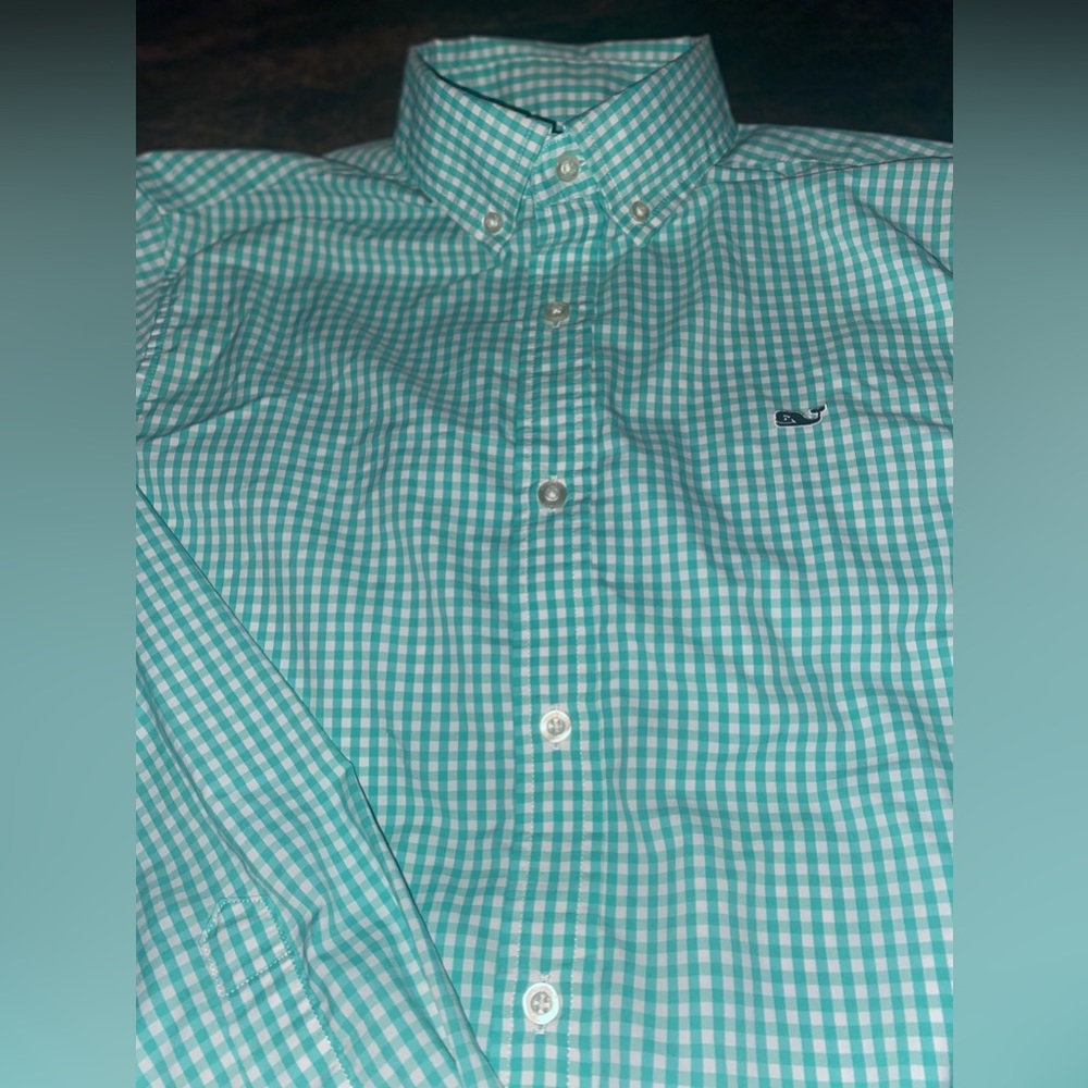 LN Vineyard Vines Men’s Performance Button Down